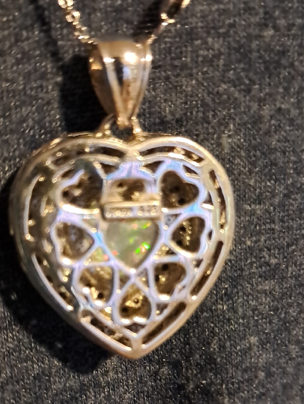 Heart Opal Halo Pendant White Saphires On 925 Silver Necklace - Picture 2 of 4